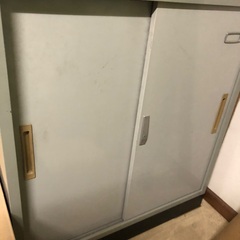 オフィス家具 鍵付き ガラス戸 キャビネット 上下 セット グレー 昭和レトロの画像