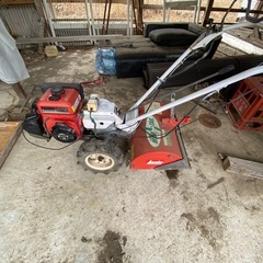 動作品小型トラクター の画像