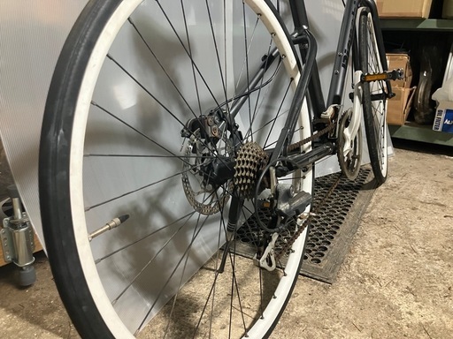 最終値下げ！！【Bianchi VIALEヴィアーレ　460サイズ　前後ディスクブレーキ】一部地域送料無料！　整備済！　販売証明書付！
