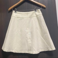 美品 ロペピクニック 白ミニ フレアスカート裏地つき 韓国ファッション Sサイズの画像