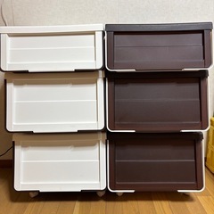 収納ケース3個1組＝2500円