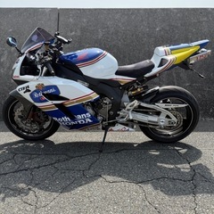 【早い者勝ち】ホンダ　cbr1000rr sc57 ロスマンズ外装新品　豪華カスタム　ローン可の画像