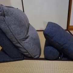 【お取引中】美品☆座椅子のように使えるクッションの画像
