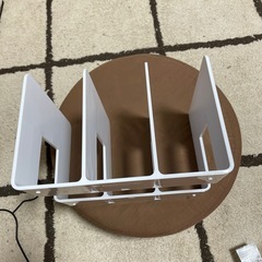 ダイソーブックスタンド新品DAISOの画像