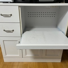 家電収納付き食器棚の画像