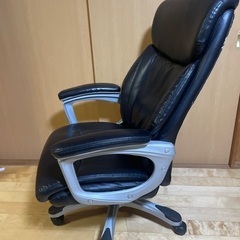 【値下げしました】オフィスチェア　（ニトリ）の画像