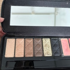 【大幅値下げ】DIORアイシャドウ　口紅パレットの画像