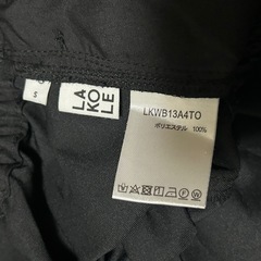 スラックス、ワイドパンツの画像