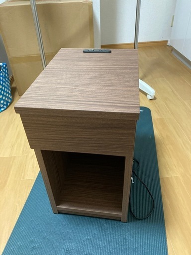 【美品】ニトリ　サイドテーブル