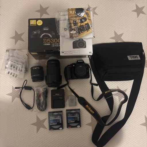 NIKON　ニコン　デジタル一眼レフカメラ　D5300