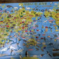 世界地図のパズルの画像