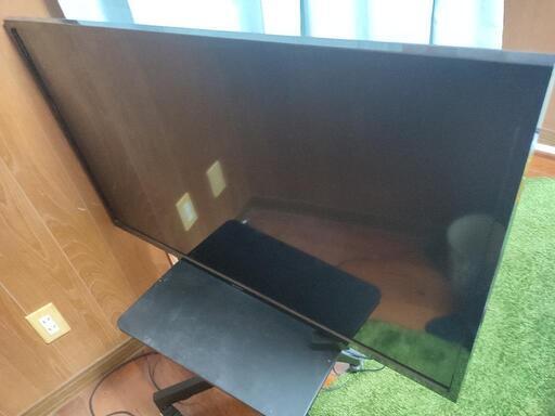 液晶テレビ