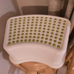 IKEAの子供用昇降台