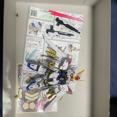 仮組み立てガンプラまとめ売りの画像