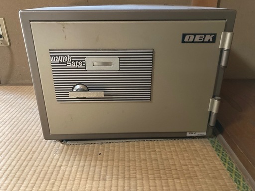 マグロック式耐火金庫
