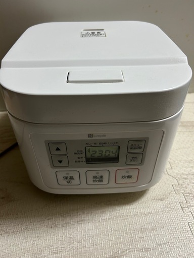炊飯器　3号炊き　ニトリ