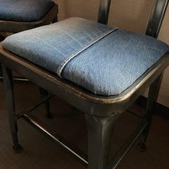 Dulton☆古着の501XXを座面にインストールしたオリジナル錆び椅子①の画像