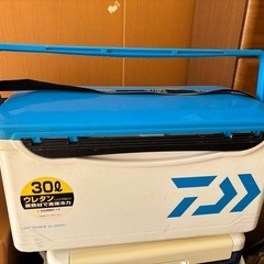 ダイワ クーラーボックス 30L