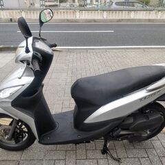 ホンダ　Ｄｉｏ１１０　バッテリー・Ｒタイヤ新品・２０１３年モデルの画像