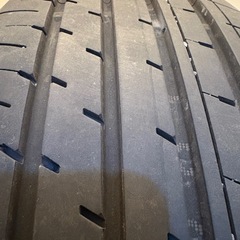 ヨコハマタイヤ　225/60R18 100Hの画像