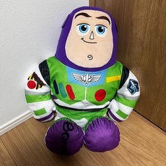 トイストーリー　バズ　ぬいぐるみ　大きいサイズ