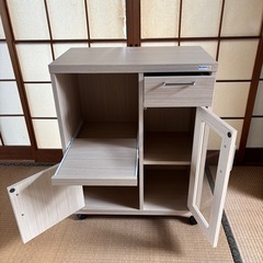 美品　一人暮らし　白井産業 カウンターワゴン 食器棚 レンジ台の画像