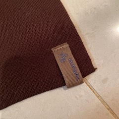 ディーゼル　赤　茶色、マフラー、ロゴ、ユニセックス　メンズ、レディース　小物の画像