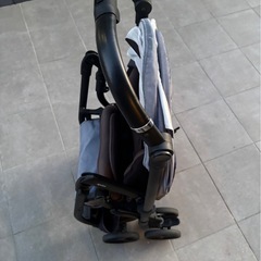 A B型ベビーカーの画像