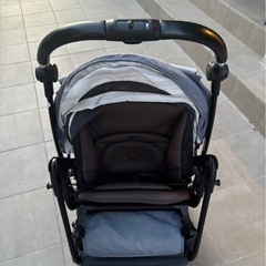 A B型ベビーカーの画像