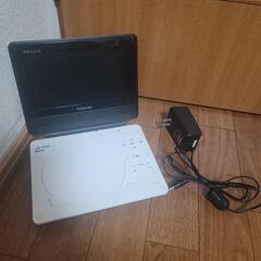 【ジャンク品】 11年製 東芝 ポータブルDVDプレーヤー REGZA