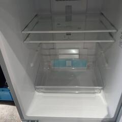A255 送料設置無料  アイリス　新生活　冷蔵庫　132L   23年の画像