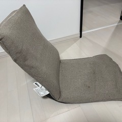 500円→300円に値下げしました！！　ニトリ座椅子の画像