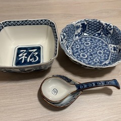 【譲り先決まりました】和食器セット　梅祥瑞　台付レンゲ、たち吉　角大鉢、鉢　小鉢　　の画像