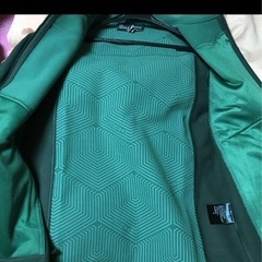 新品🍀 アンダーアーマージャケット　　　メンズMの画像