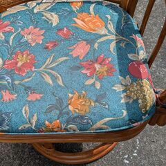 無料　東京発　手渡し希望　中古　美品　籐　回転椅子の画像