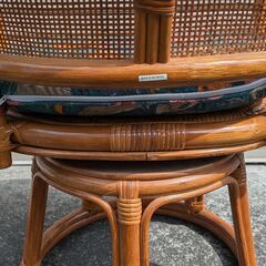 無料　東京発　手渡し希望　中古　美品　籐　回転椅子の画像