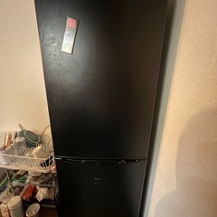 引き取り限定！冷蔵庫、洗濯機、電子レンジ、棚、ソファー破格で譲ります