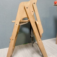 ベビー　キッズ　ハイチェア　２つセットの画像