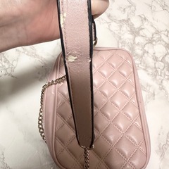 🤍桜ピンク⨉ゴールドチェーンバッグの画像