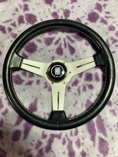 Nardi ナルディクラシック 33π 当時物　こちらのハンドルは他所で売れました