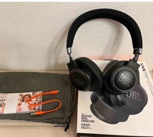 JBL LIVE 770NC ワイヤレスヘッドホン ブラック JBL LIVE 770 NC