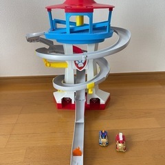 パウパトロール DXパウステーション  ビークル2個付き