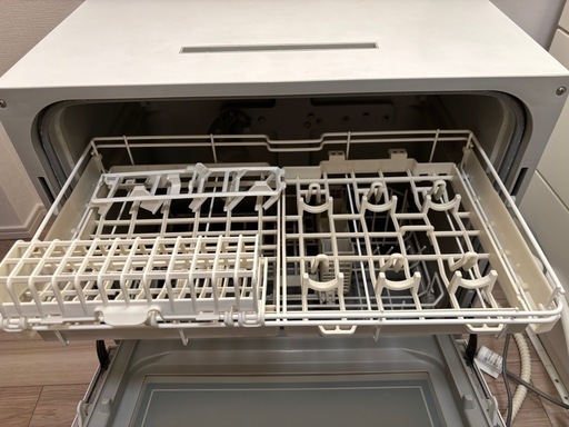 パナソニック　食器洗い乾燥機　NP-TZ200-W