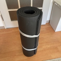 ヨガマットの画像