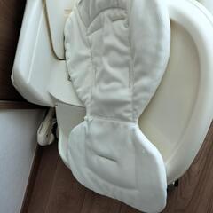 コンビ ハイローチェアの画像