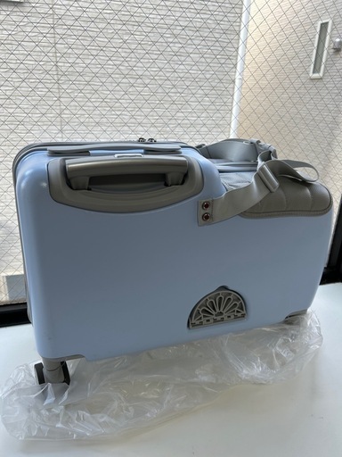 キッズトラベル　子どもが乗れるスーツケース　水色