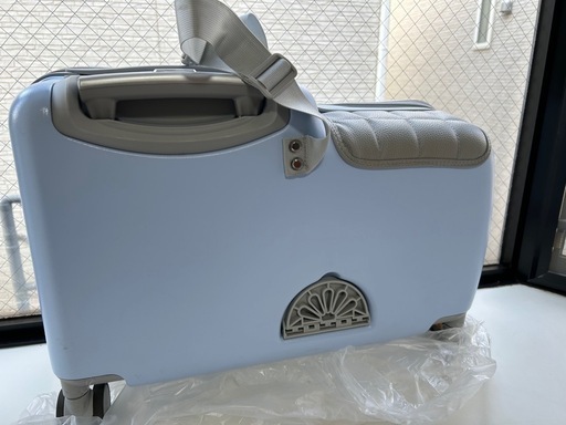 お値下げしました　キッズトラベル　子どもが乗れるスーツケース　水色