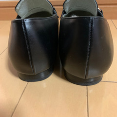 レディースローファーの画像