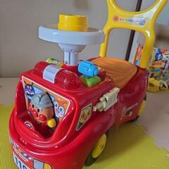 【決定しました】アンパンマン 消防車の画像