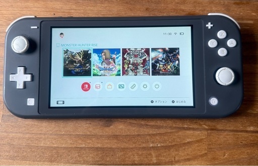 ニンテンドー　スイッチライト　Nintendo Switch Light　モンスターハンターライズ　【メールパンクのため改めて投稿】